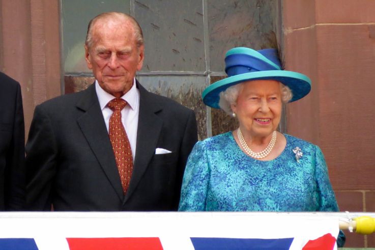Covid : la reine Elizabeth II et le prince Philip vaccinés