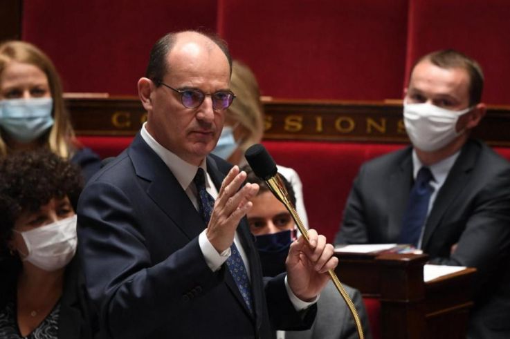 Covid : le Parlement approuve les nouvelles restrictions, coup de chaud de Castex à l'Assemblée