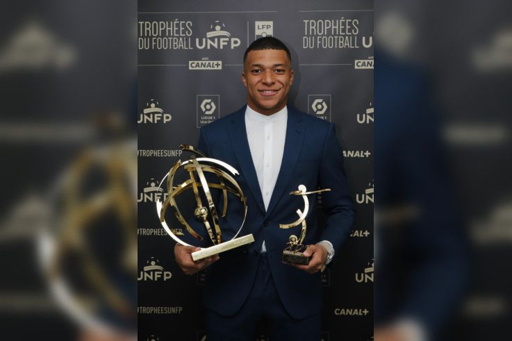 PSG : Kylian Mbappé élu meilleur joueur de la saison en Ligue 1 (Trophée UNFP)