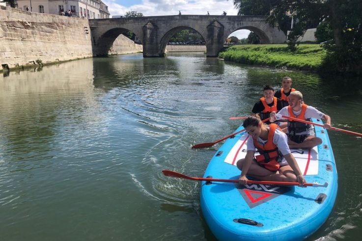 Location de Stand-Up Paddles avec Paddle Brothers sur l'Isle-Adam, dans le Val-d'Oise