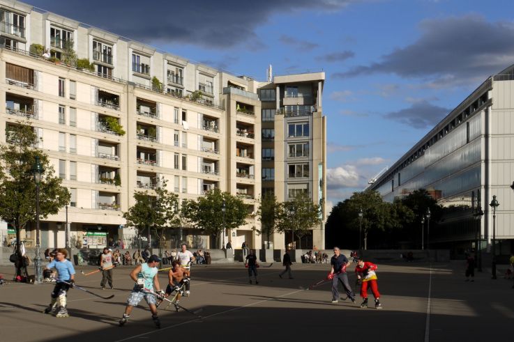 À Paris, les habitants du quartier Gare de Lyon confrontés au trafic de stupéfiants et aux bagarres