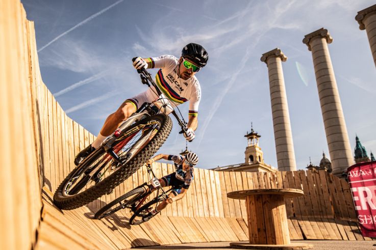 Compétitions de Cyclo-cross, Mountain Bike et Wheeling à Vélo en Grand