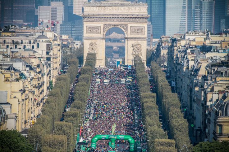 Marathon pour Tous Paris 2024 : une course poursuite sur les Champs-Élysées pour gagner son dossard