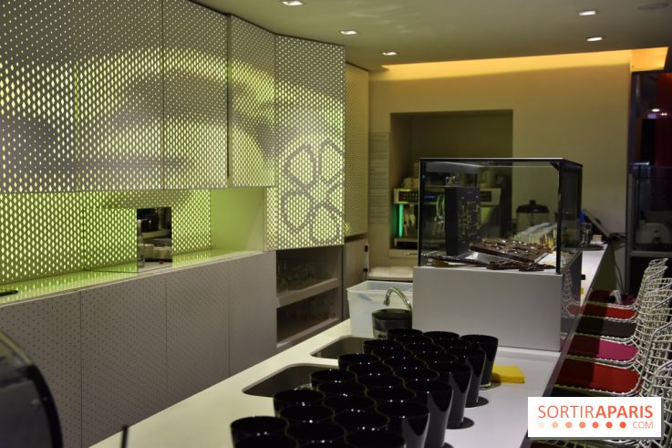 Renault Sport ouvre un corner Food sur les Champs Elysées