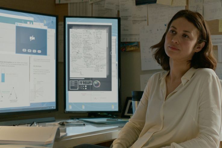 Dans la brume : photos officielles