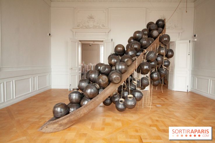 Jal Mei Kumbh, Kumbh Mein Jal Hai [The pot is in the Water, and the Water is in the Pot]Subodh Gupta, 2012