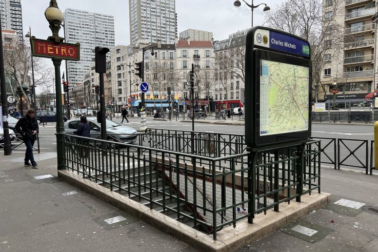 Le saviez-vous? Il existe un quartier iranien à Paris, véritable Little Téhéran depuis les années 70