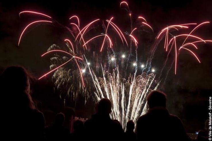 Feu d'artifice du 14 Juillet 2018 à Malakoff (92)
