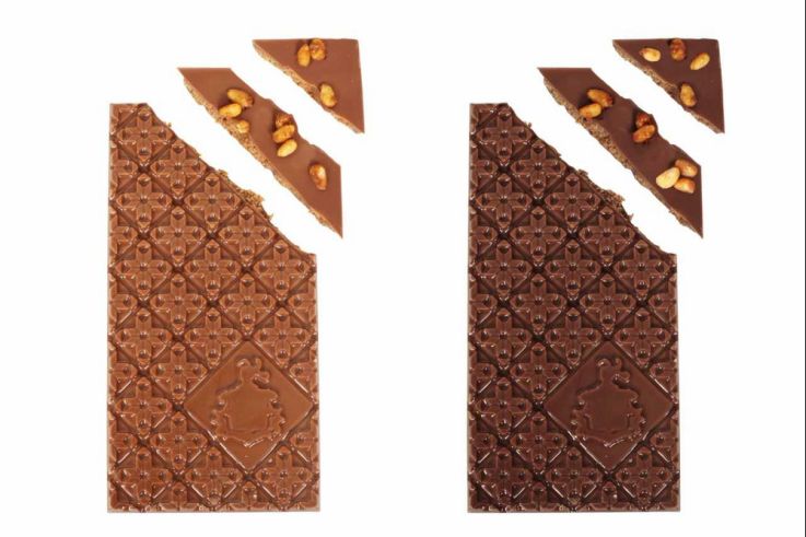 À la Mère de Famille dévoile ses tablettes de chocolat au praliné pignon de pin