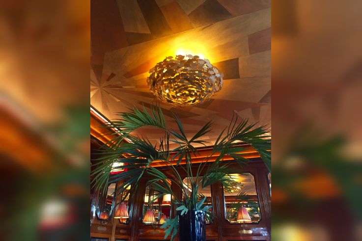 Le Dôme Montparnasse redécoré par le designer Axel Huynh