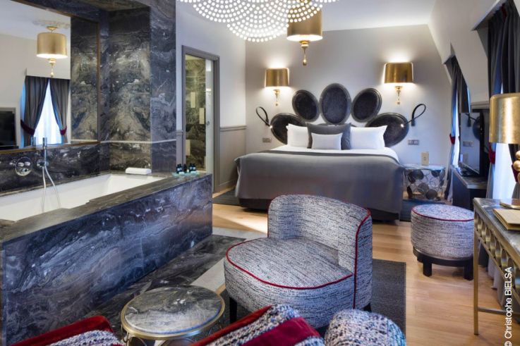 L'Hôtel 4 étoiles Lumen Paris Louvre inaugure sa nouvelle suite balnéo