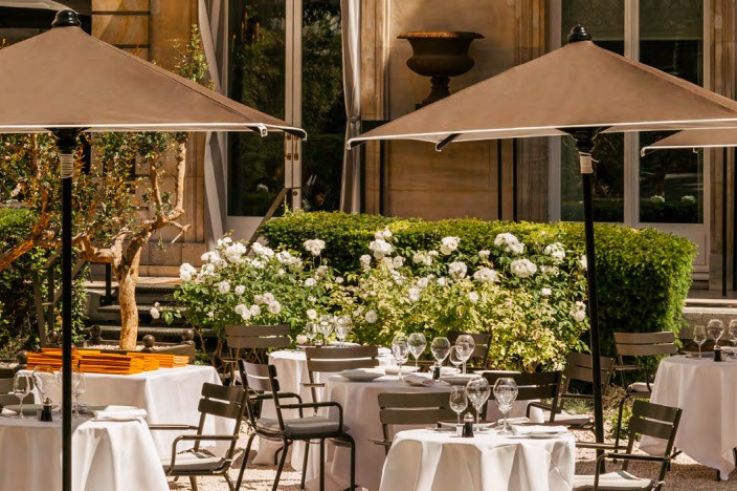 Un brunch signé Mathieu Pacaud dans le nouveau jardin d'Apicius