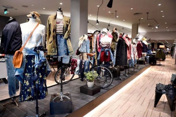 Le second Abercrombie & Fitch de France ouvre à Parly 2