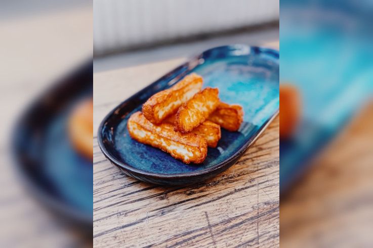 La recette du halloumi frit de Juan Arbelaez, chef de Yaya