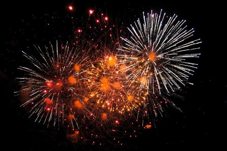 Feu d'artifice du 14 juillet 2020 à Auvers-sur-Oise (95)