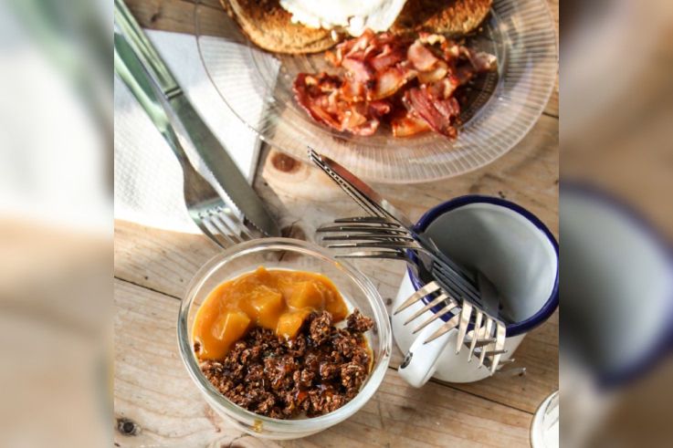 Test - Benoit Castel dévoile son brunch à la maison en livraison