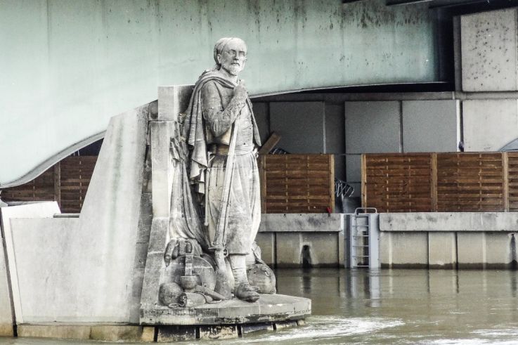 L'histoire du Zouave du Pont de l'Alma, la statue qui sert à mesurer les crues de la Seine