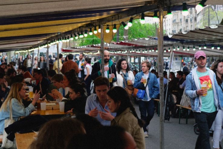 Le food market de Belleville célèbre le Beaujolais Nouveau 2022