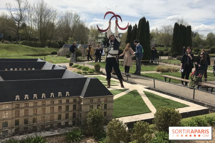 France Miniature, les plus beaux monuments racontés par Stéphane Bern