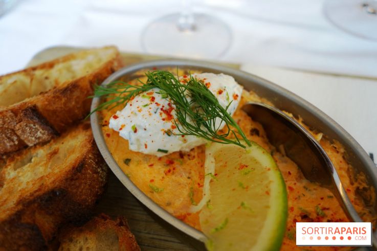 Le Vaudeville à Paris : cuisine traditionnelle et fruits de mer pour la brasserie centenaire