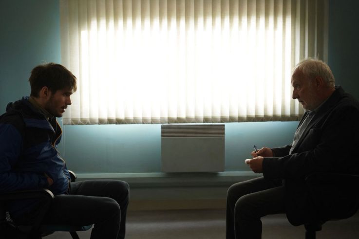 François Civil et François Berléand dans Deux Moi de cédric Klapisch