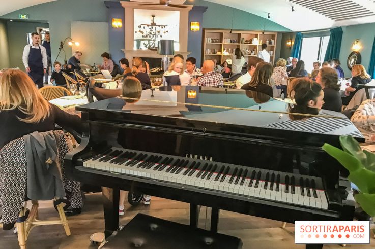 Le River Café, la péniche terrasse-restaurant se renouvelle