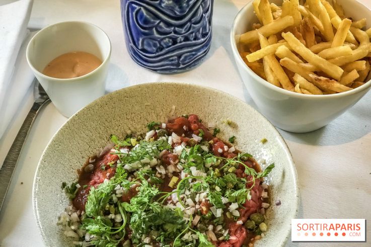 Le River Café, la péniche terrasse-restaurant se renouvelle