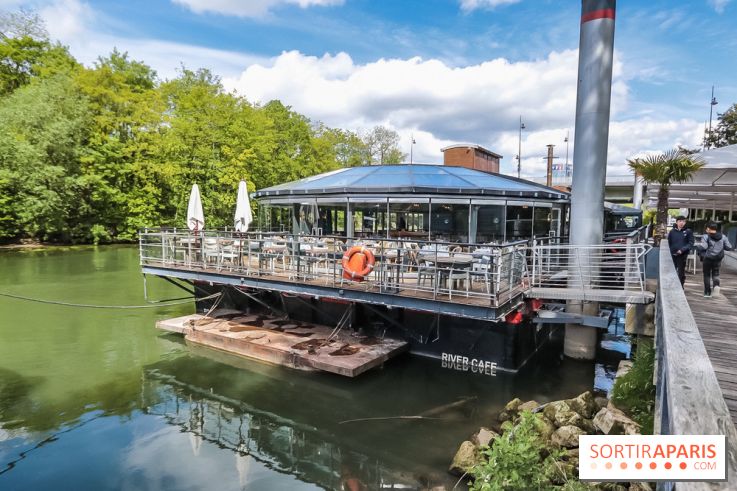 Le River Café, la péniche terrasse-restaurant se renouvelle