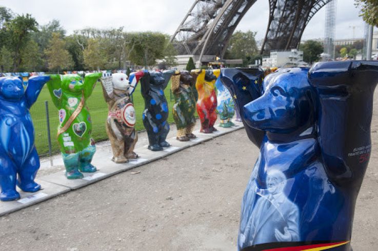 Les oursons géant du Champs de Mars à Paris - , Les United Buddy Bears à Paris