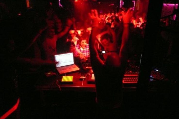 Stephane Bodzin ( Herzbult)