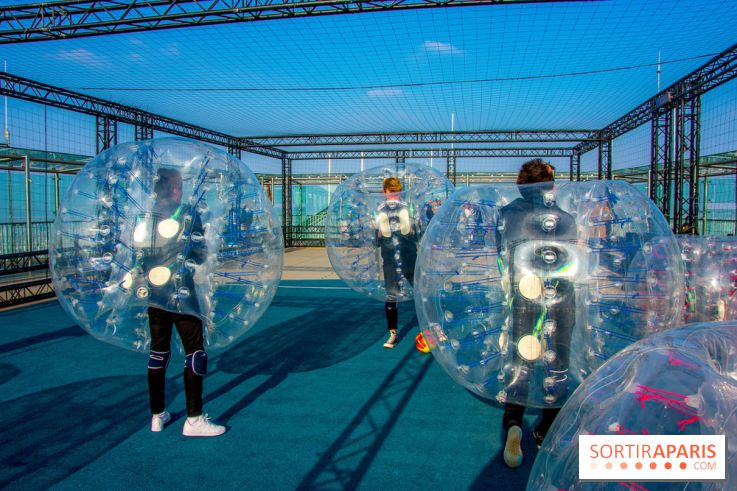 Animation de Bubble Foot sur la Tour Montparnasse