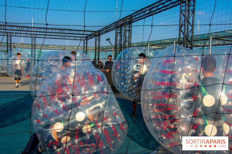 Animation de Bubble Foot sur la Tour Montparnasse