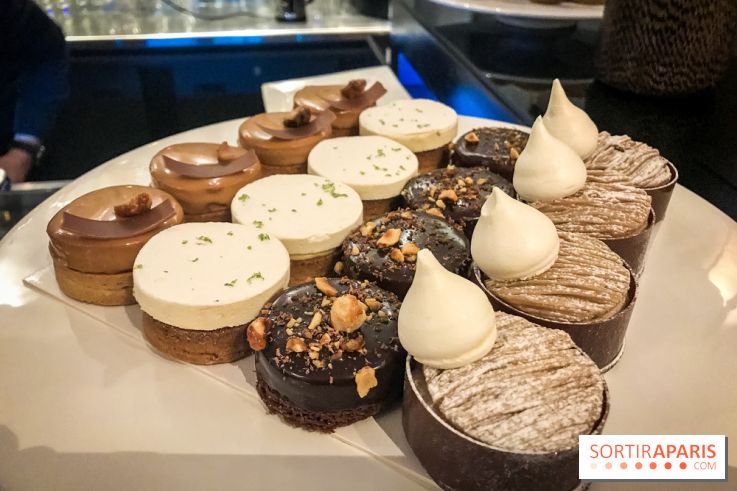 Tea-time Hotel Duo by Kevin Lacote