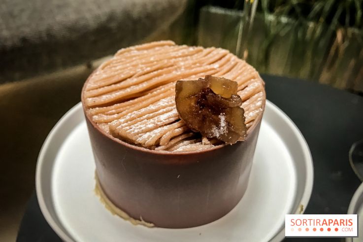 Tea-time Hotel Duo by Kevin Lacote