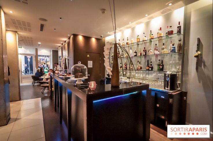 Tea-time Hotel Duo by Kevin Lacote