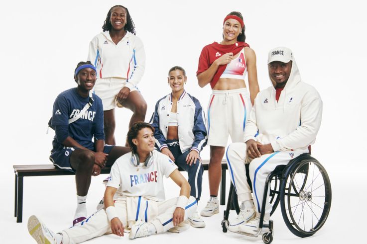 Le calendrier de l'Avent 2022 Yves Rocher, un coffret constellation qui renferme des pépites