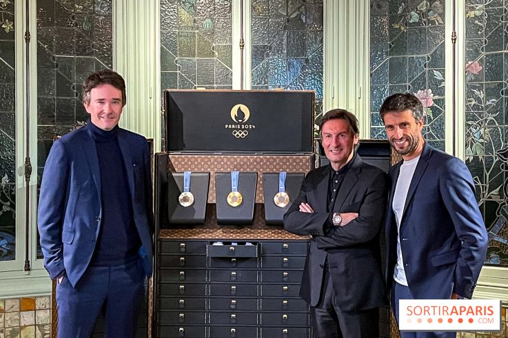Louis Vuitton façonne les Malles des Médailles et Torches des Jeux Olympiques & Paralympiques 2024