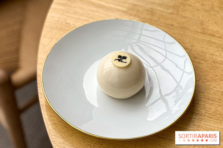 Paris Fashion Week : une pâtisserie Courrèges à savourer en exclusivité au Printemps Haussmann