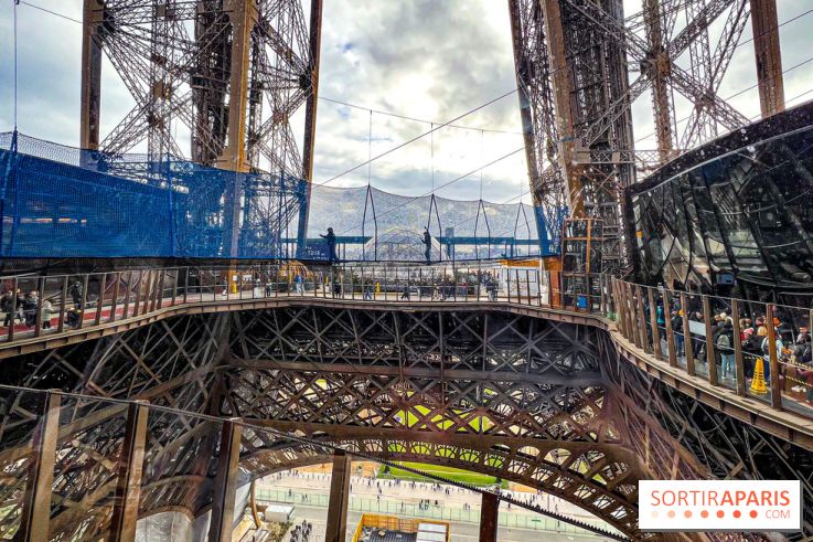 Le Vertige de la Tour : oserez-vous traverser le pont suspendu à 60 m du sol sur la tour Eiffel ?