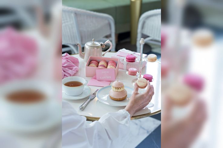 Ladurée x Patou : le tea-time couture le plus looké de la saison aux Galeries Lafayette Haussmann