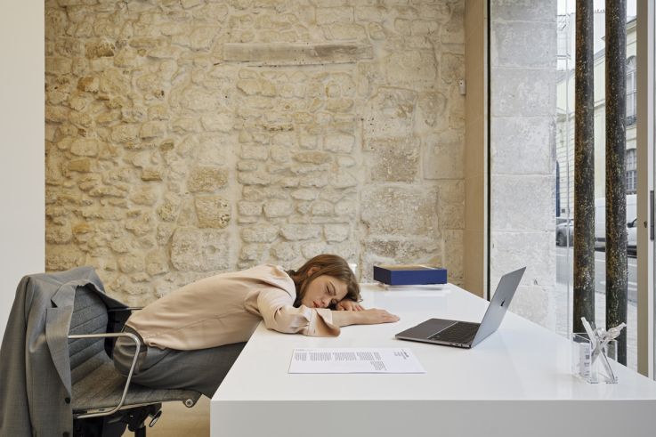 Elmgreen & Dragset installation galerie MASSIMODECARLO PIÈCE UNIQUE