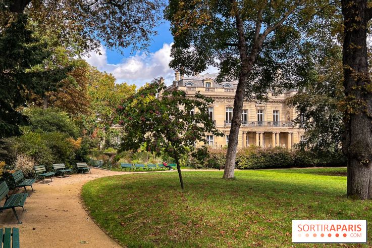 Jardin de l'Hôtel Salomon de Rothschild à Paris : un havre de verdure historique caché au cœur du 8e