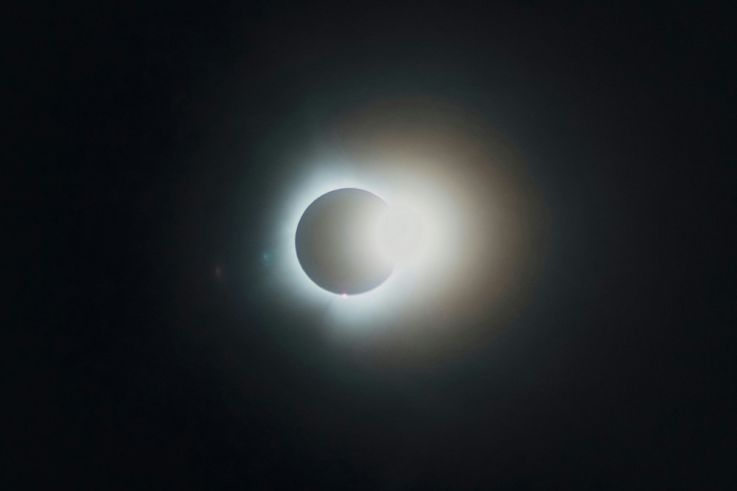 Eclipse du 12 août : peut-on prendre en photo le phénomène avec son smartphone ?