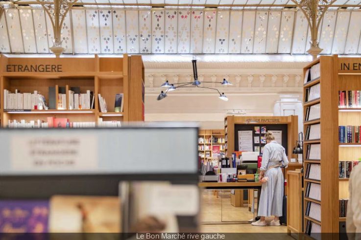 Papiers Folies, l'evento che celebra la creatività e l'arte della  cartoleria presso Le Bon Marché 