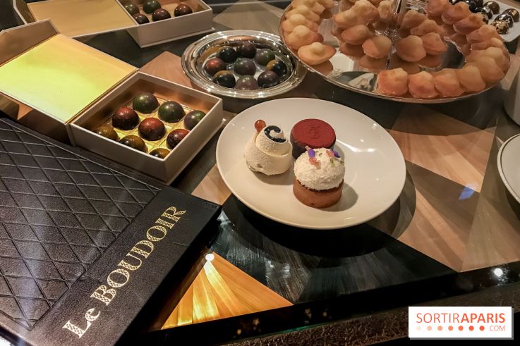 Le Boudoir, le comptoir à pâtisserie du Crillon