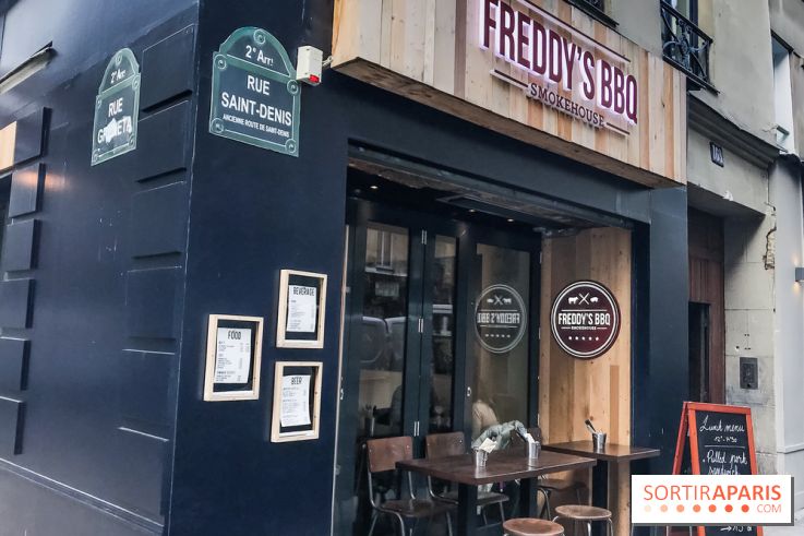 Freddy’s BBQ, le restaurant de viandes fumées à l’américaine