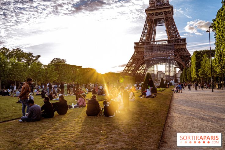 Visuel Paris Champs de Mars Tour Eiffel