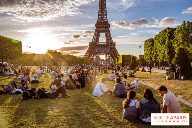 Visuel Paris Champs de Mars Tour Eiffel