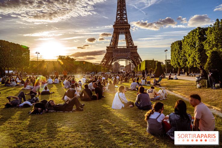 Visuel Paris Champs de Mars Tour Eiffel