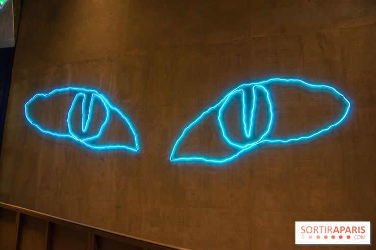 Claude Lévêque installe une œuvre à l'UGC Velizy